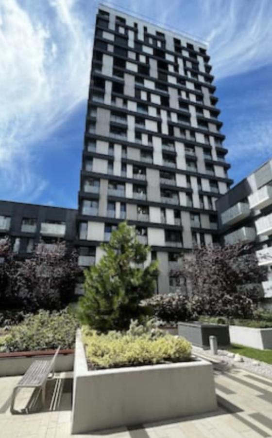 Residence Garden Tower S Balkonem, Garaz Prague Extérieur photo