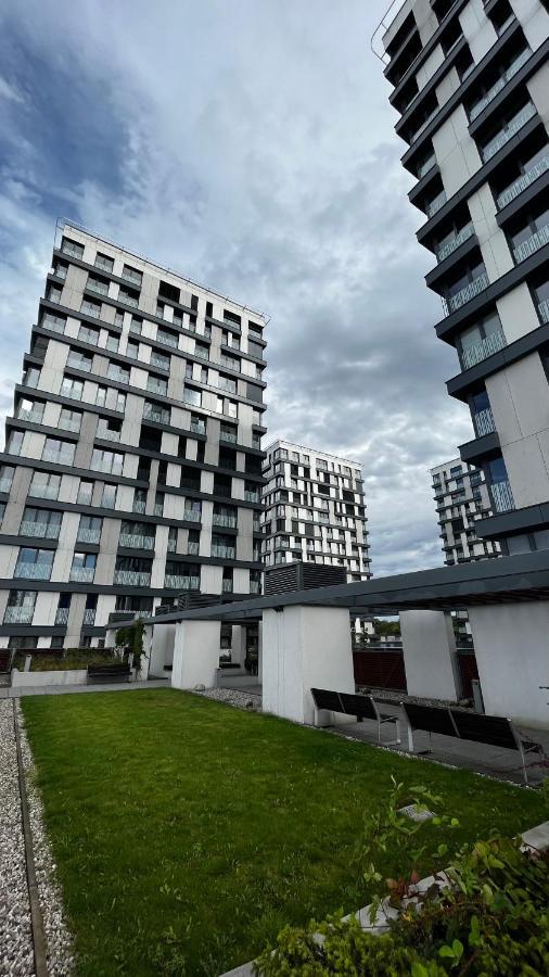 Residence Garden Tower S Balkonem, Garaz Prague Extérieur photo